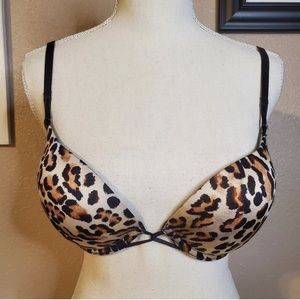 Victoria Secret Miraculous Plunge Bra